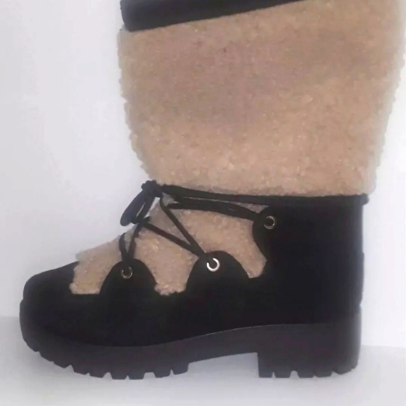(NWT) Rouge Wildone Natural Black Laced Boots  SZ: US 9/UK 6.5/EUR 40 w/… - Picture 1 of 6